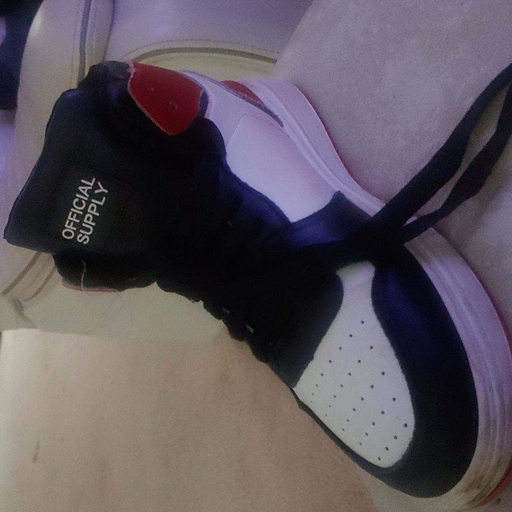 Shoes - Picture 3 of 5